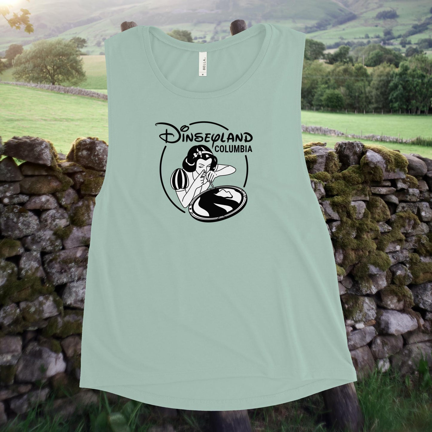 Dinseyland Columbia- World Traveler